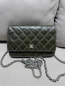 Pre-owned CHANEL Wallet on Chain Patent Leather Shoulder Bag Olive Green