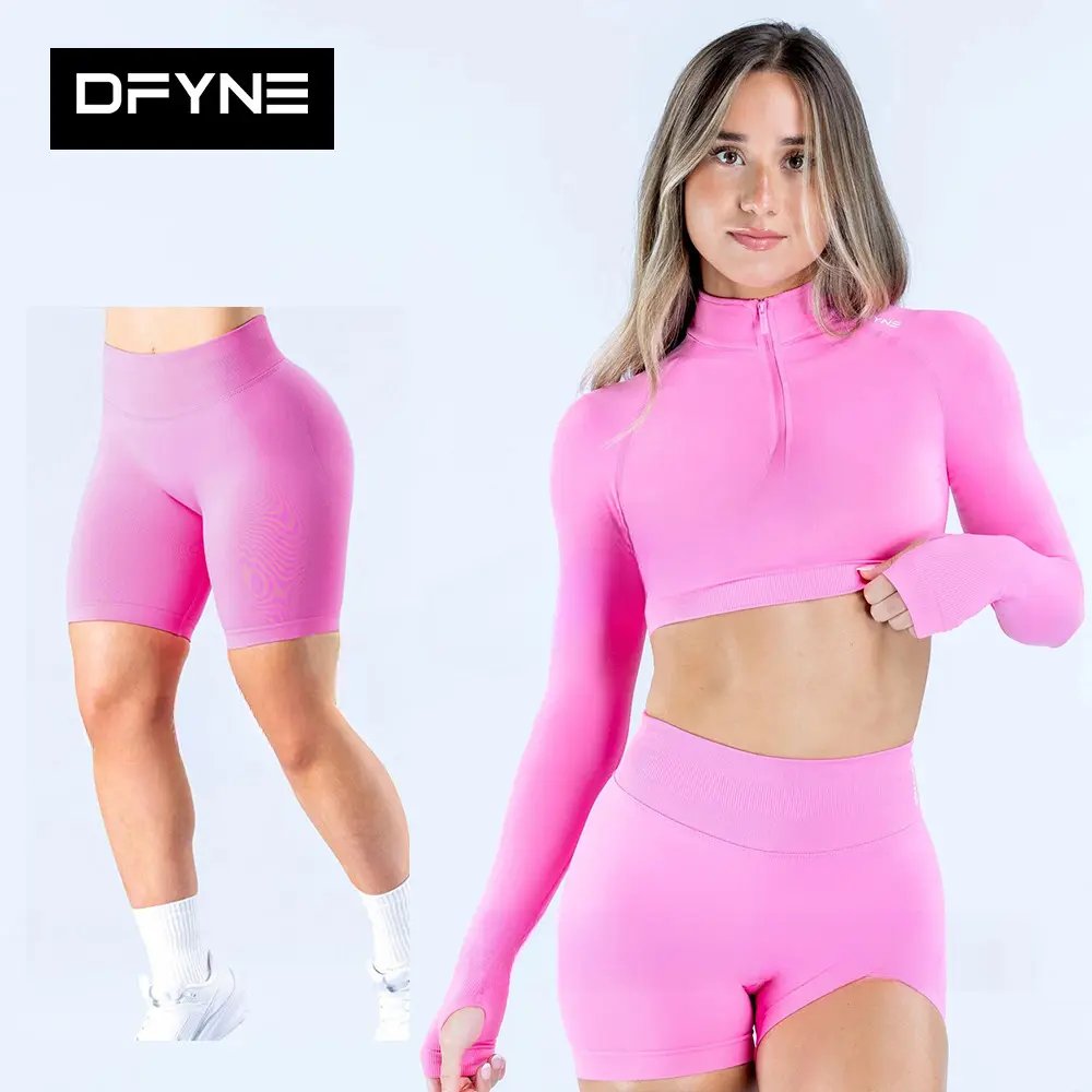 DFYNE Seamless Cropped Half-Zip Long Sleeve & Shorts Workout Set