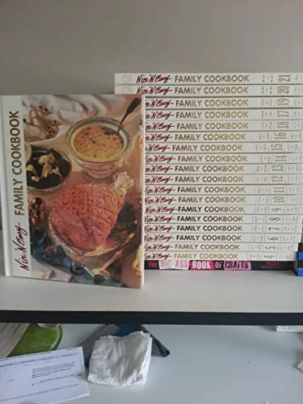 USED-Nice ’n’ Easy Family Cookbook (24 Volume Set) by Marshall Cavendish (Hardcover)