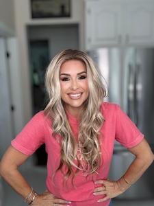 Carkira Judy 13x4 Lace Front Wigs Honey Blonde Highlight Platinum Long Loose Body Wave Glueless Free Style Pre Plucked Hairline Synthetic Hair 20Inch for Women