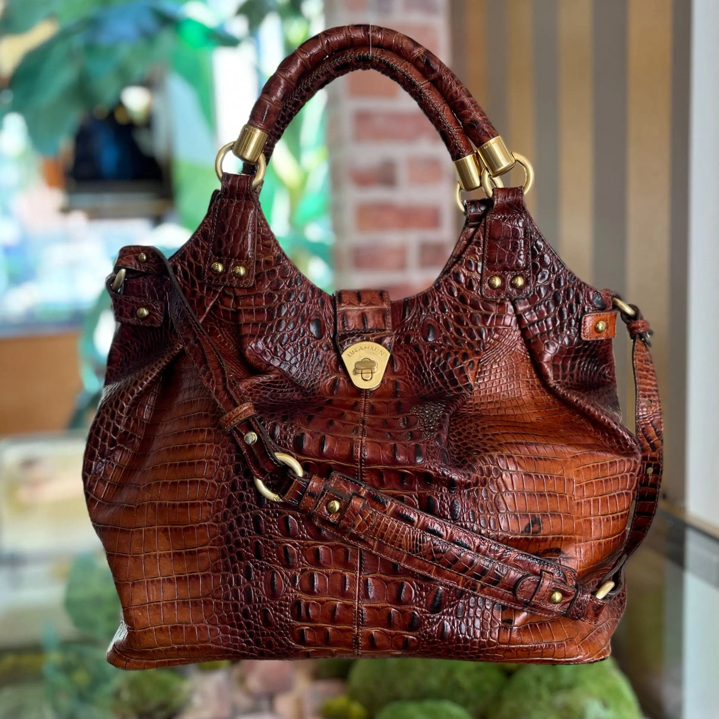 Pre-owned Brahmin Leather Shoulder Bag Elisa Pecan Melbourne Croc Embossed Shoulder Bag