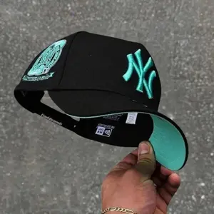 New Era New York Yankees pink MLB Cap - Adjustable Classic Baseball Hat
