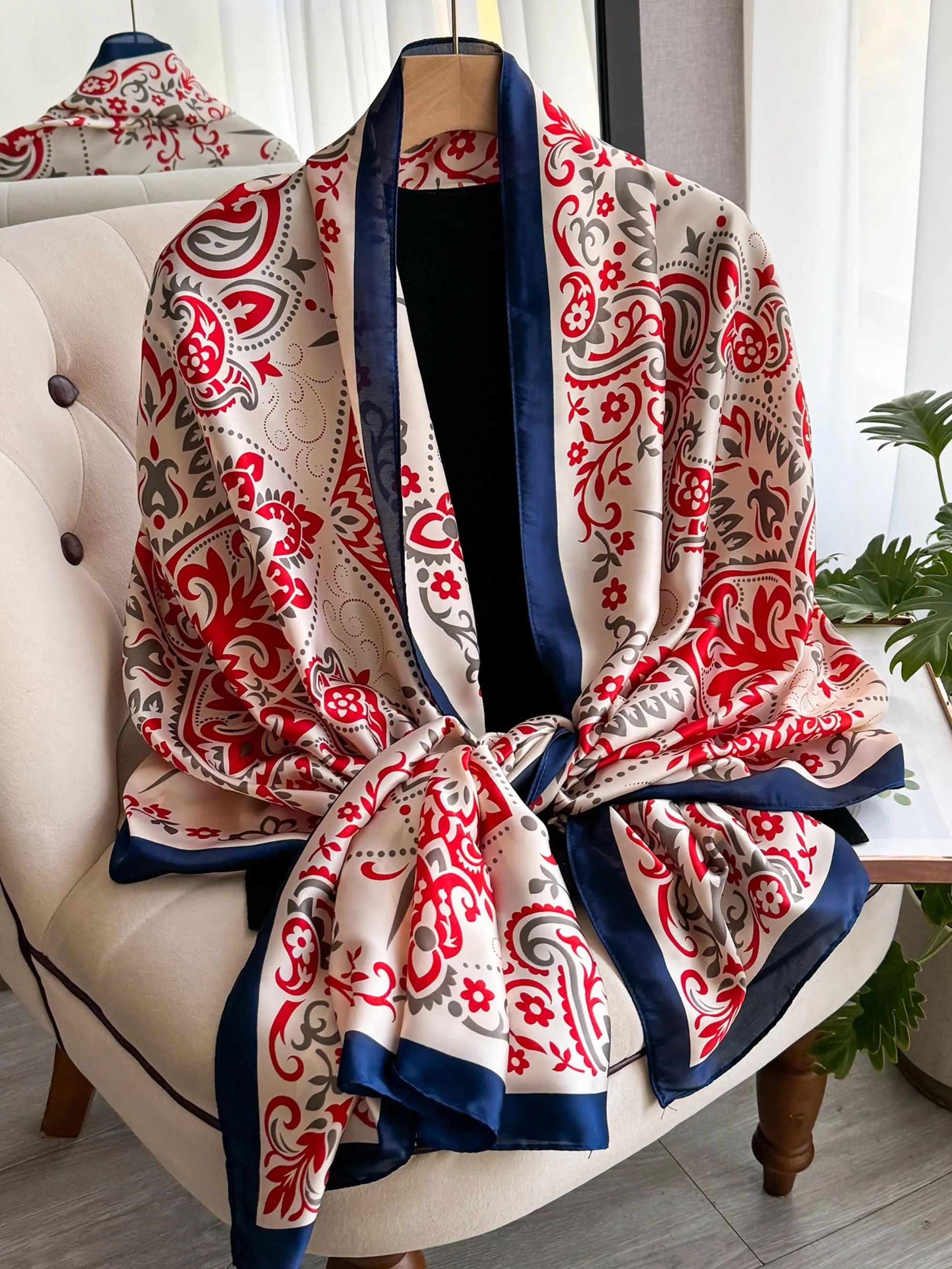 Women's Ditsy Floral Print Boho Style Scarf, Lightweight Multi-use Floral Pattern Shawl for Beach & Travel, Soft Scarf for All Seasons