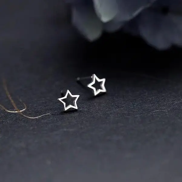 s925 sterling silver Star Starburst Stud Earrings，Star Stud Earrings for galentine‘s party valentine’s day gift，fashion zirconia earrings，anniversary holiday jewelry，gift for women