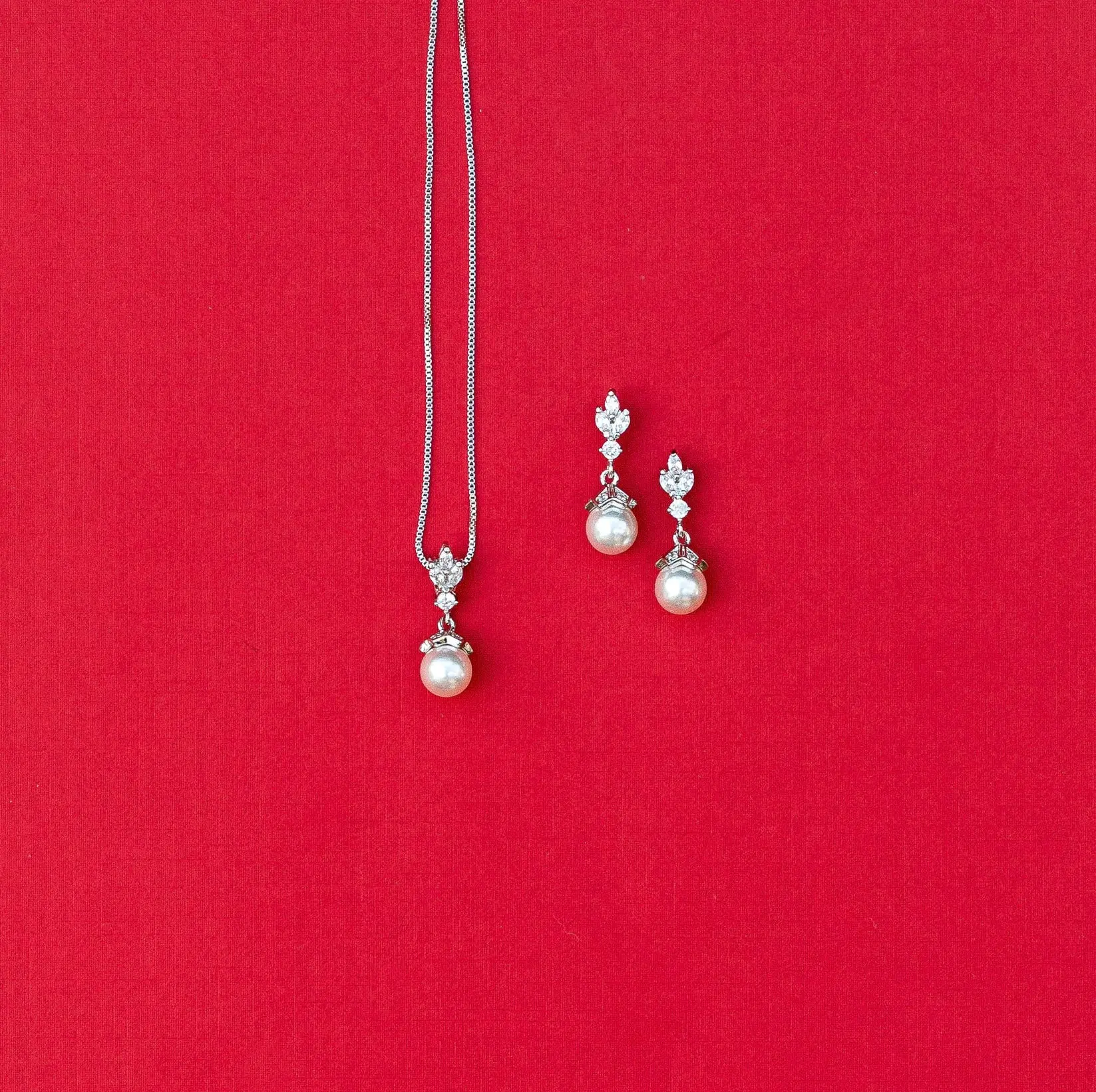 Small Pearl Wedding Set, Pearl Bridesmaid Jewelry Set, Duchess Earring, Bridal Jewelry Set, Dainty Pearl Jewelry Set, Necklace And Earring