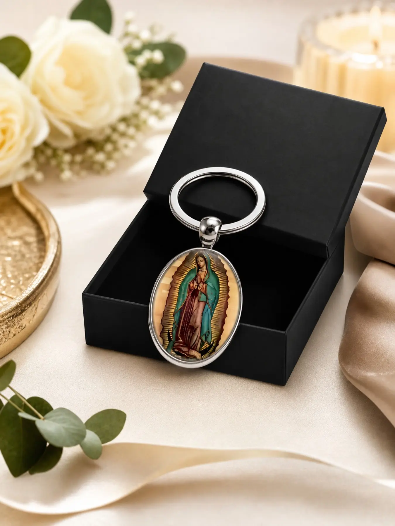Stylish Men's Glass Keychain with Virgin Mary Pendant - Street Style, Non-Metallic Plating, Ideal Gift for Family at Holidays and Birthdays, Keychain Accessory |   Decorative Keychain |   Colorful Keychain, Cute Keychain