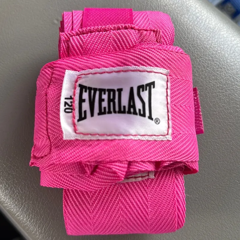 EVERLAST 120' Boxing Wraps, Premium Hand Protection for Boxing, MMA Training