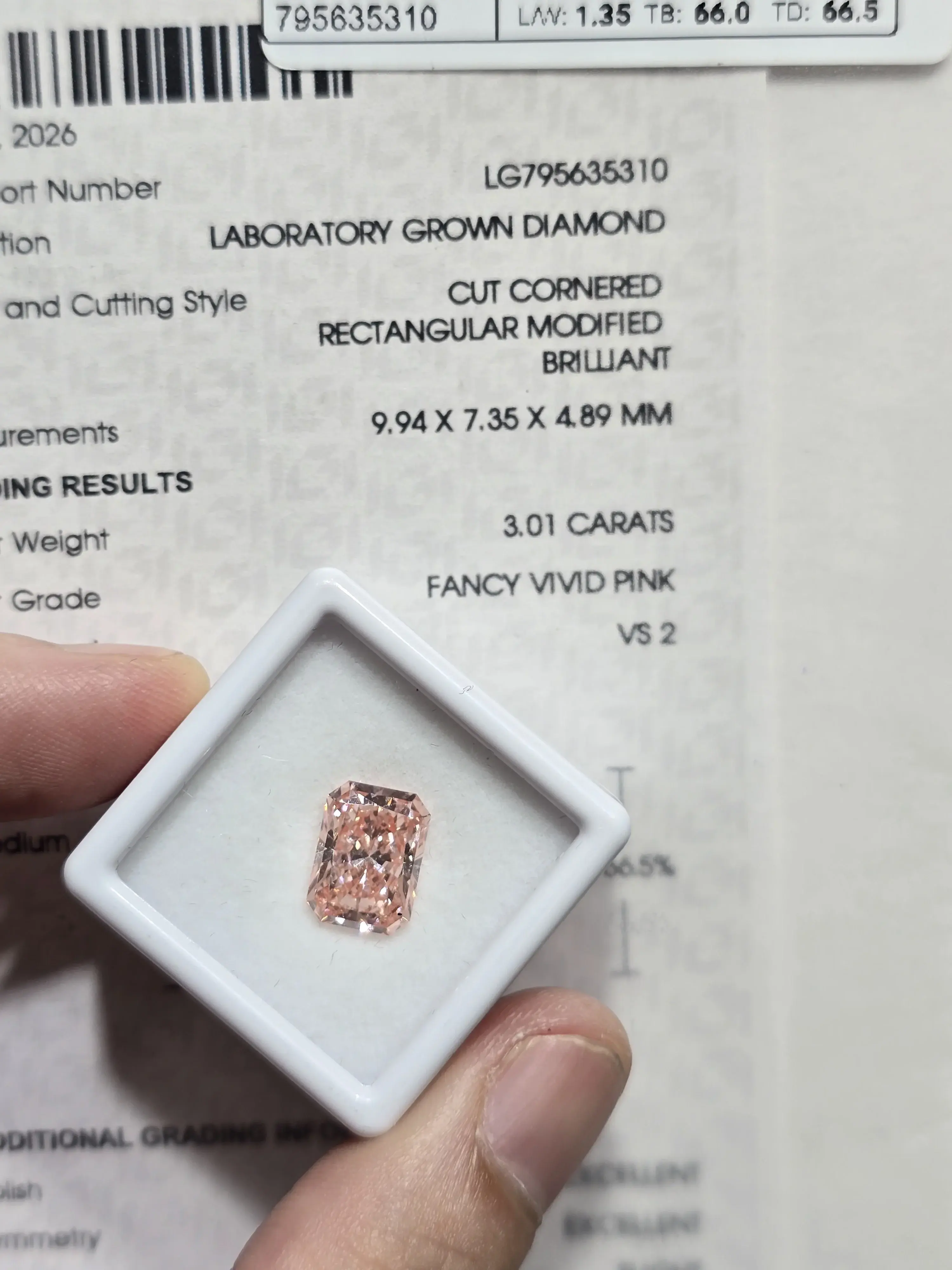 3.01ct Cut Cornered Rectangular Modified Brilliant Lab Grown Diamond (Fancy Vivid Pink, VS2, IGI Certified)
