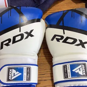 Boxing sparring gloves