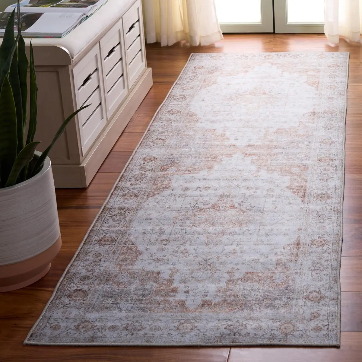 SAFAVIEH Tucson Collection TSN105F Light Grey / Rust Area&Runner Rug