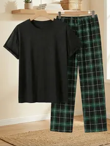 "Trending Plaid Pajama Set for Men Women, Casual Short Sleeve T-Shirt & Long Plaid Pants, Soft Comfortable Loungewear Sleepwear Ideal for Home, Nightwear, Lazy Days & Cozy Nights, TikTok Popular Loungewear Fashion"