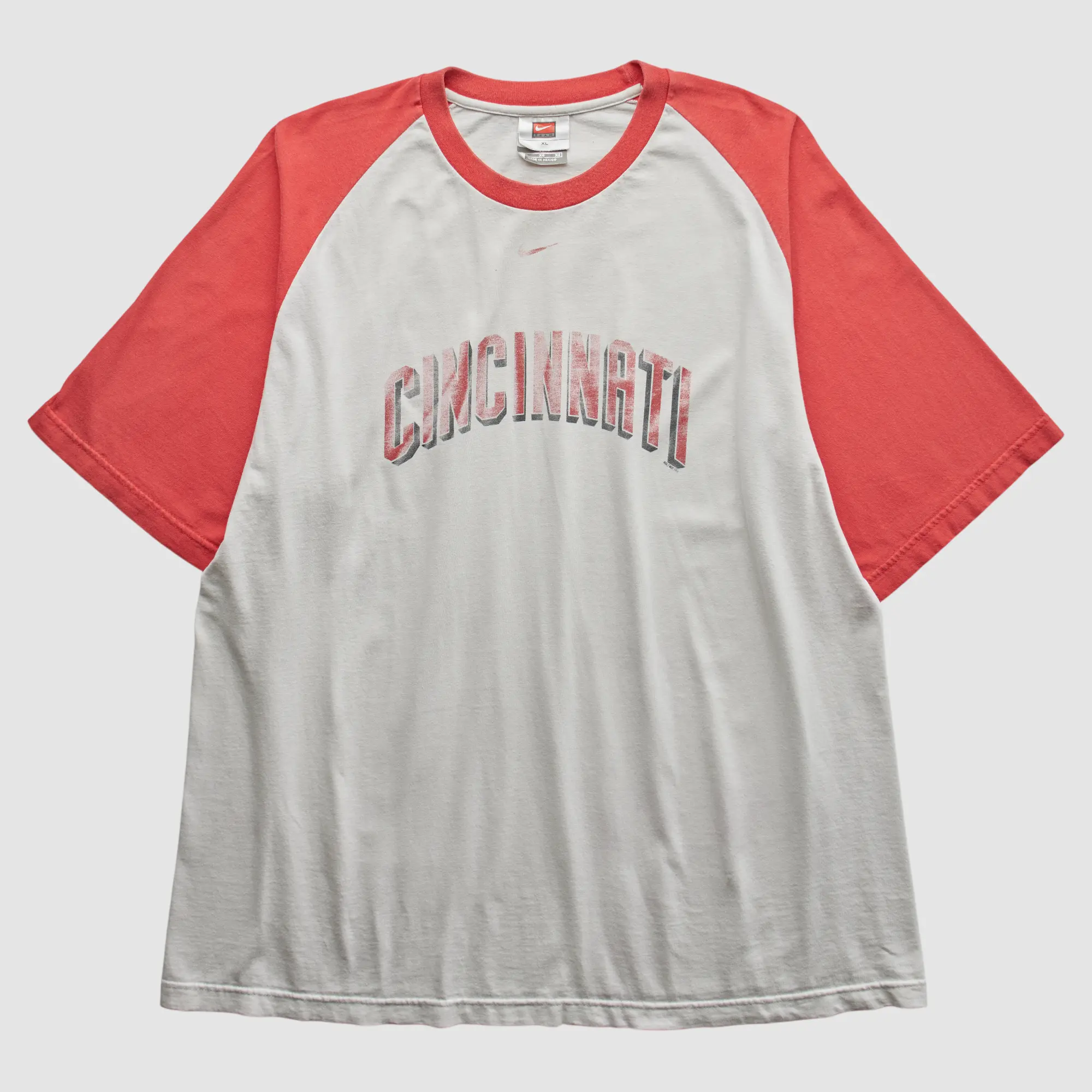 Cincinnati Bearcats Nike 2006 T-Shirt - White - XL