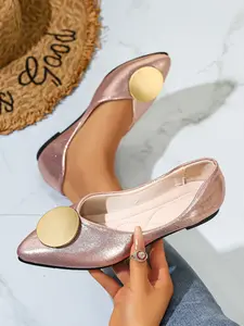 New Luxury Style Pointed Toe Low Heel Flat Shoes, Metal Buckle Design, Soft Sole Commuter Shoes, Versatile Fashion Dress Shoes
