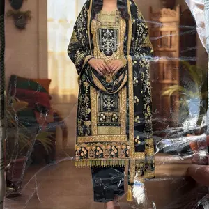 Women's Traditional Pakistani suit