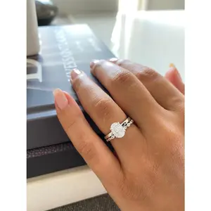 1.5 CTW Oval Cut, 2-Piece Wedding Ring Set