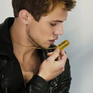 Shave Blade Model Dog Tag Pendant Hip-hop Necklace Punk Rock Jewelry Adjustable For Men And Women