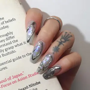 Silver Chrome Press On Nails Almond Shape, Handmade Cat Eye Mirror Nails, Y2K Metallic Gothic Fake Nails, Luxury Gel Glue On Nails for Women