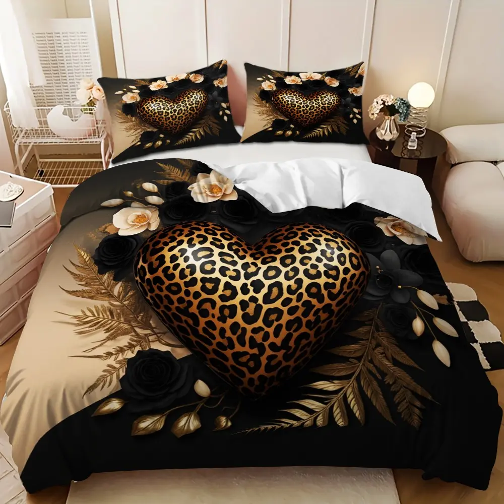 Bedding Set - 3pcs Black and Gold Leopard Print Heart and Floral Down Comforter Set (1 comforter cover + 2 pillowcases, filling not included) A perfect gift for family and friends, soft and comfortable, suitable for family bedrooms and guest rooms.