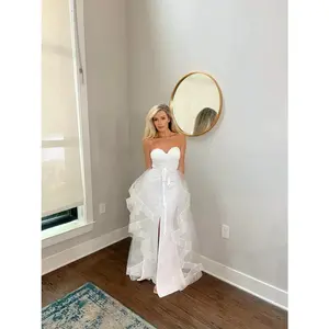 Versatile Bridal Style: Multi-Layer Tulle Removable Wedding Skirt"