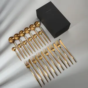 Matte Silverware Set Gold Flatware Set 24 Pieces 18/0 Stainless Steel Cutlery Set Wedding Housewarming Gift Service for 6 Tableware