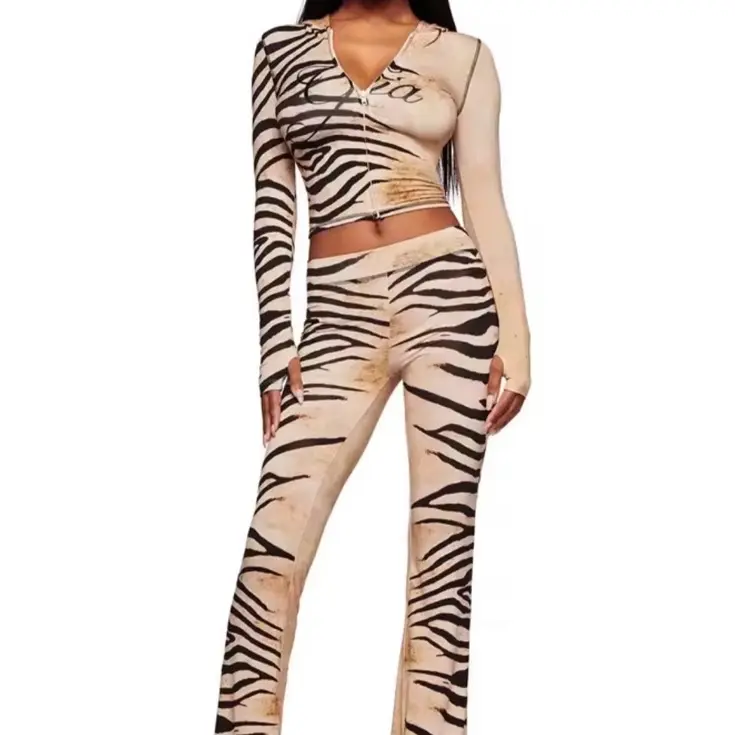 Womenswear GIA Women's Leopard Print 2-Piece Set, Hooded Coat with Zipper Fly, Matching Jogging Pants