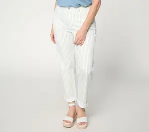 LOGO by Lori Goldstein Petite PD Railroad Boyfriend Jean