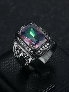 Fashion New Vintage Punk Ring, Bold Inlaid Multicolor Synthetic Gemstone Imitation Diamond Men's Ring, Stylish Accessory for Him