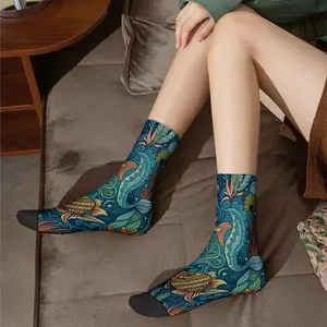 Colorful tropical fish and coral mid-calf socks, compression socks, unisex cartoon print fun and creative mid-calf socks, Christmas and Valentine's Day gift.