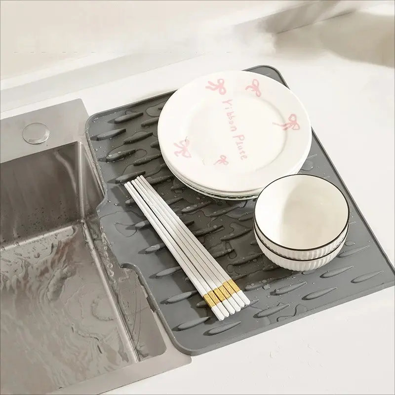 Non-Slip Silicone Kitchen Drain Mat, Dish Drying Rack Organiser, Dish Rack Holder, Builtin Drain Design, Heat Resistant Easy to Clean, for Countertop, Sink Fridge