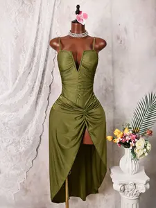 Women's Fashion Two-Piece Ruched Swimsuit Set, Plain Deep V-Neck Design, Summer Beach Vacation Essential, Modest Fitted Style, All Seasons