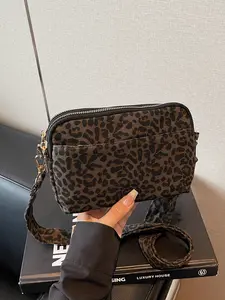 Mini Fashion Leopard Print Women's Shoulder Crossbody Bag, Multi-Pocket Functional Purse, Coin Wallet, Stylish and Versatile Accessory