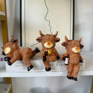 Resin Highland Cow Decorative Figurine, Handmade Creative Design, Perfect for Desktop Office Cabinet Outdoor Decoration, Desktop Statue, Cow Ornament, Figurines Decor, Resin Sculptures
