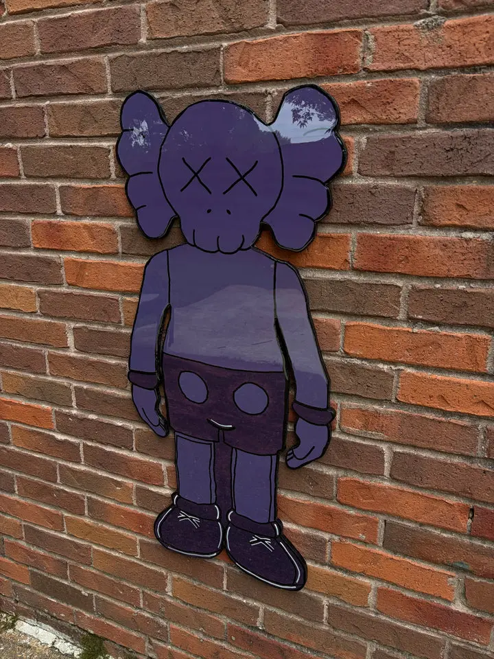 PURPLE KAWS FIGURE PURPLE KAWS FIGURE
