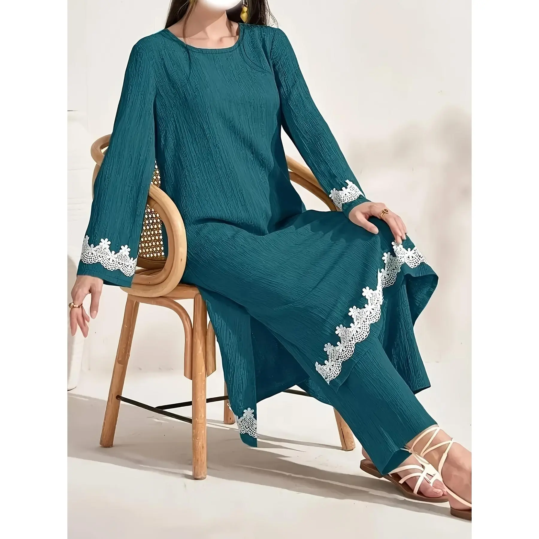 [Contrast Lace Set] Plus Size - Plus Size - Women'S Plus Size Solid Color Muslim Two-Piece Set, Contrast Lace Long Sleeve Top and Loose Straight Leg Pants, Elegant Crew Neck, Regular Sleeve, Slight Stretch Fabric, Casual Daily Wear, Casual Attire|Elegant