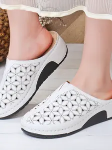 Women's PU Thick Sole Mules, Slip-On Design, Embellished Hand-Stitched, Comfortable Casual Shoes, Ideal for Commuting & Outing