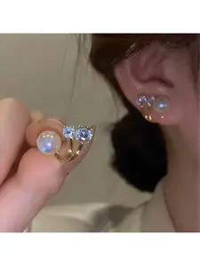 Golden Jewelry Earrings - Elegant Faux Pearl & Crystal Embellished Earrings for Women (1 Pair)