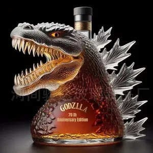 Godzilla design whiskey bottle decanter set, creative decoration for parties and living rooms, collectible barware