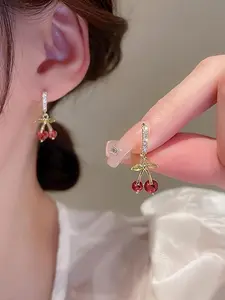 Red cherry earrings, new sweet and girlish earrings, fruit earrings suitable for Christmas, jewelry gifts with girlish charm
