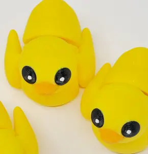 3D Printed PLA Articulated Baby Chick Fidget Toy - Unisex, Compact & Lightweight, Durable & High-Quality Pocket-Sized Sensory Stress Relief Finger Toy with Smooth, Flexible Motion, Unique Gift for All Ages