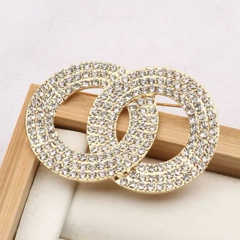 Brooch Gold Silver Fashion Women Semicircle Pearl Crystal Rhinestone Clothing Suit Pin Jewelry Accessories