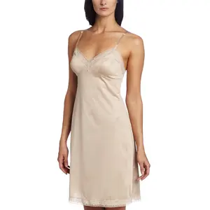 Vanity Fair Womens Rosette Lace Full Slip