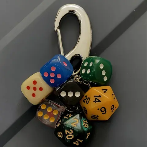 Dice Design Keychain, Fashionable Key Ring for Women and Men, All-Match Exquisite Aesthetic Keychain for Birthday Gift, Trendy Keychain for Bags, Cool Bag Accessory