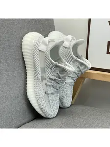 Full curved shaped unisex shoes adjust visual beauty of figure dressing, extended lines support free combination of multiple styles, form vibrant daily appearances and interpret calm relaxed new ideas of urban daily wearing.