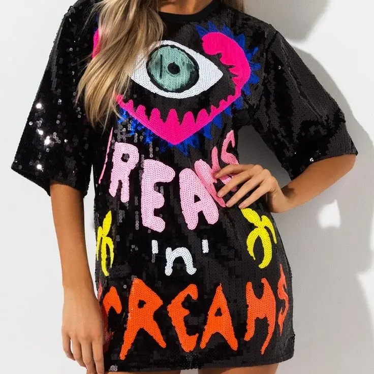 LARGE OVERSIZE SUMMER SEQUINE T-SHIRT "DREAMS"