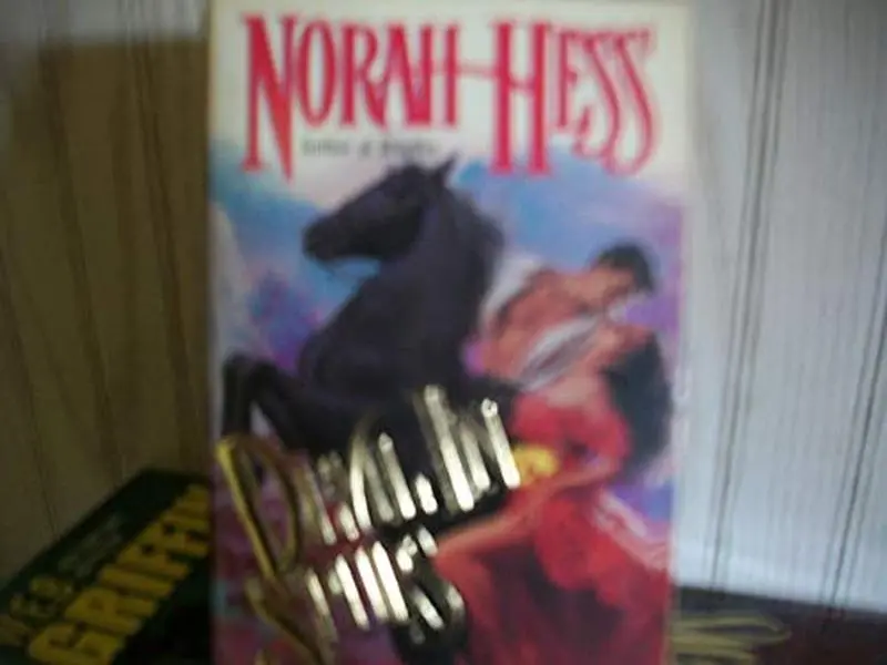 USED Book - Devil in Spurs by Norah Hess (Paperback) - english