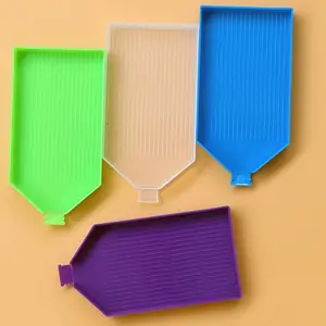 1pc 8 Grids Storage Box, Diamond Painting Tool Storage Containers, 5D Diamonds Painting Moasic Accessories Organizer Round Box, Jewelry, Earrings, Necklace, Bracelet, Ring, Ornaments, Adorn Article, Small Item Organizer Art Supplies