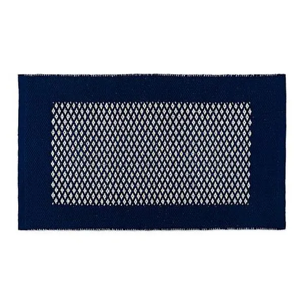Design Imports 20" x 31.5" Reversible Bordered Small Diamond Rug
