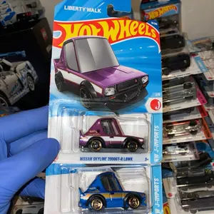 2025 Hot Wheels Nissan Skyline 2000GT-R LBWK TOONED Blue and Purple