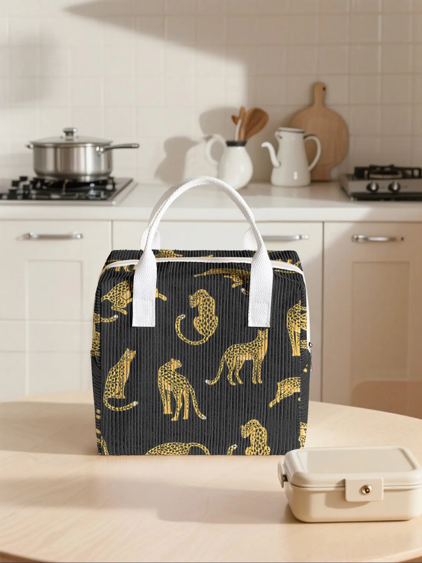 Cheetah Pattern Lunch Bag, Portable Insulated Handbag, Non-Contact, Suitable for Work, School, Picnic, Travel, All Seasons, Casual Style, Multifunctional Insulated Bag, Thermal Bag