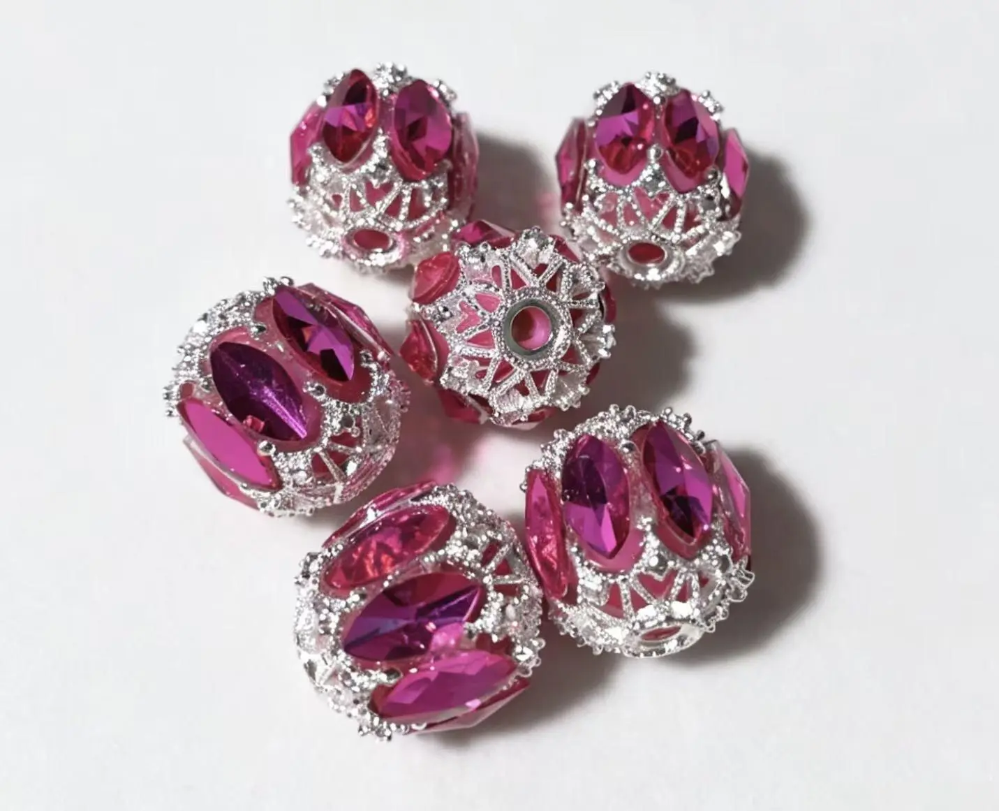 (NO.165) 6pcs 16mm Silver-Frame Fuchsia Pink Marquise Rhinestone Filigree Round Beads, Costume Jewelry Accessory for Keychains
